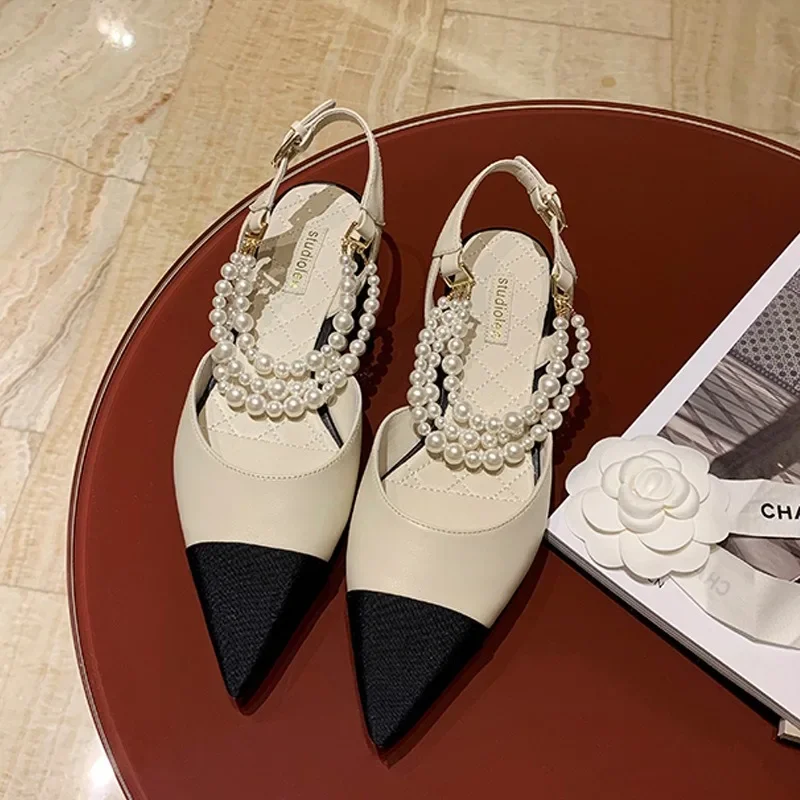 Low Block Heel Pump - Женские туфли-лодочки из искусственной кожи на