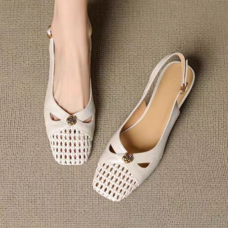 Shoes Women Pumps - Женские босоножки с закрытым носком во